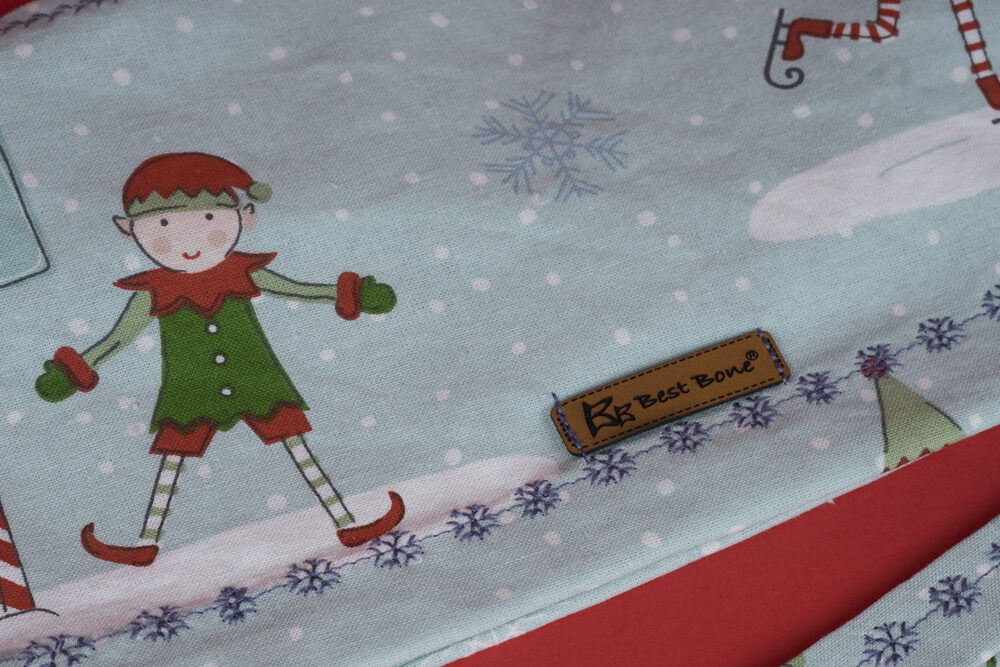 Su Yeşili Noel Cinleri Desenli Cerrahi Bone - Görsel 2